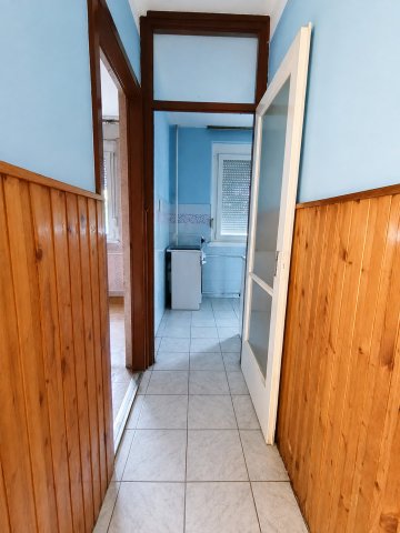 Eladó panellakás, Cegléden 42.6 M Ft, 2 szobás