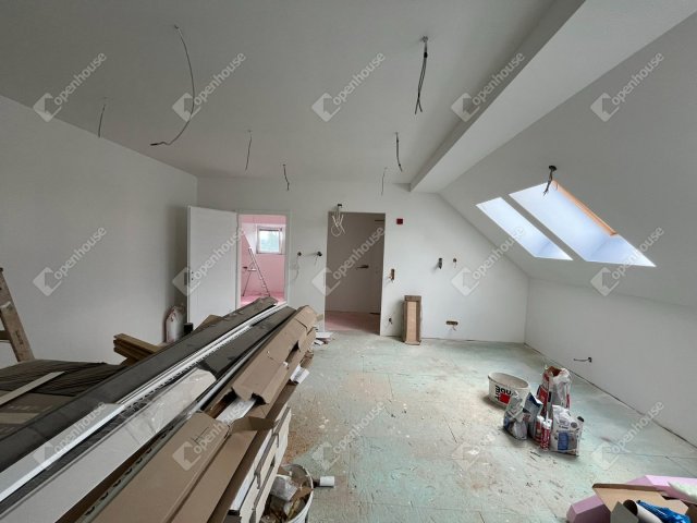 Eladó téglalakás, Fertőszentmiklóson 62.9 M Ft, 2 szobás