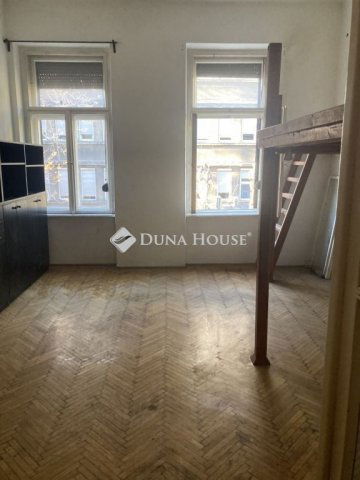 Eladó téglalakás, VII. kerületben, Rottenbiller utcában