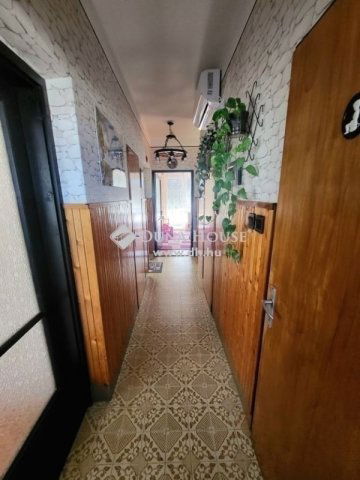 Eladó téglalakás, Kistarcsán 76 M Ft, 4 szobás