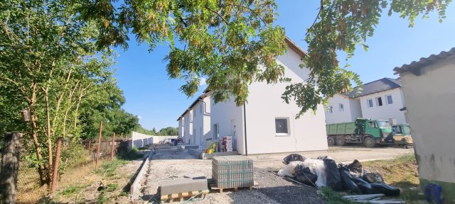 Eladó sorház, Bicskén 69.9 M Ft, 3 szobás / költözzbe.hu