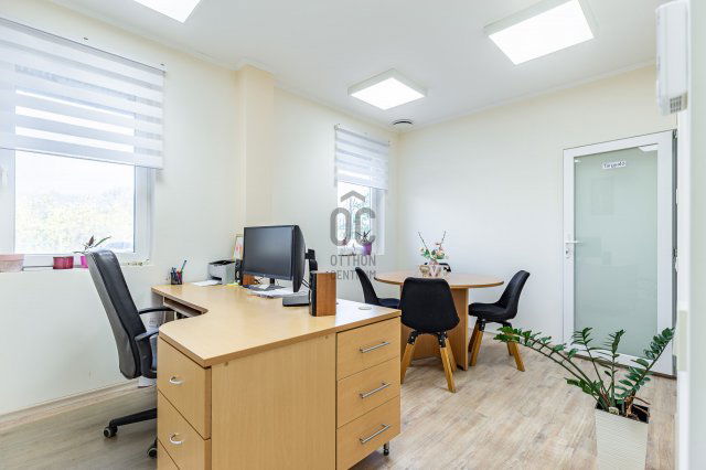 Eladó iroda, Zsombón 119.9 M Ft / költözzbe.hu