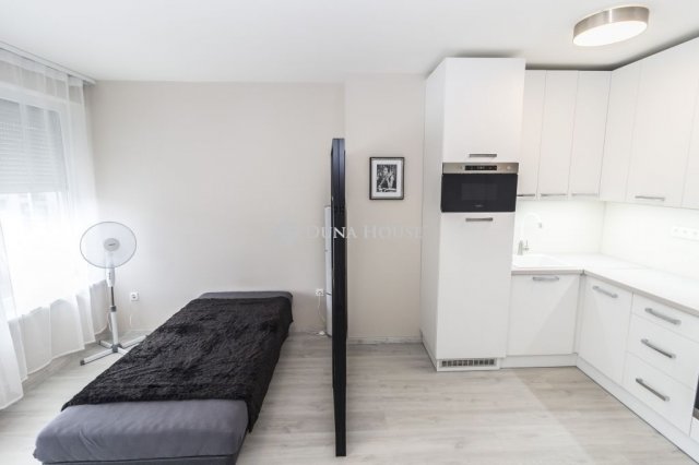 Kiadó téglalakás, albérlet, Szombathelyen 160 E Ft / hó