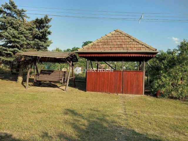 Eladó mezogazdasagi ingatlan, Tiszakürtön 19.9 M Ft, 2 szobás