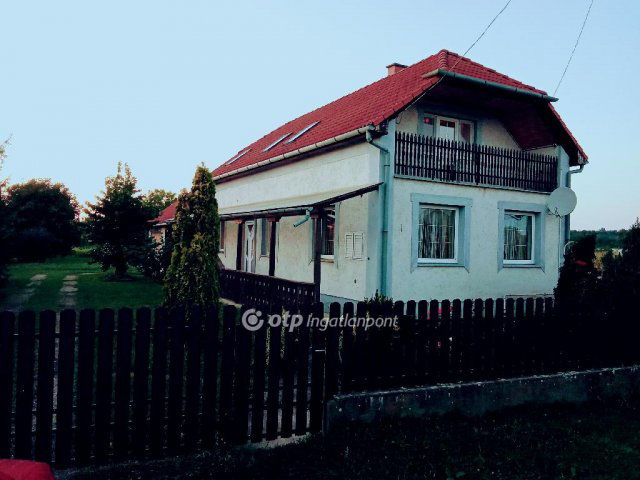 Eladó családi ház, Sonkádon 42 M Ft, 1+2 szobás