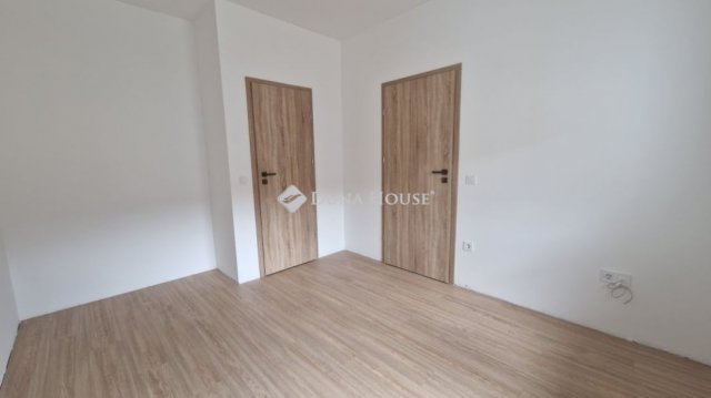 Eladó családi ház, Újlengyelen 95.9 M Ft, 4 szobás