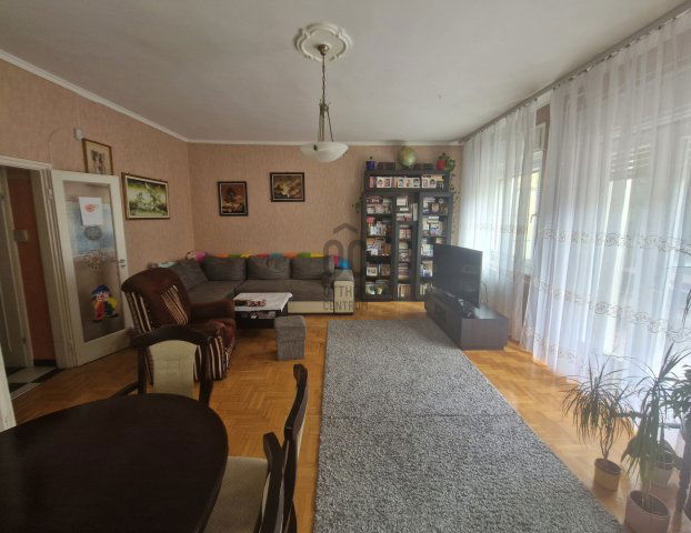 Eladó családi ház, Budapesten, XIV. kerületben 350 M Ft