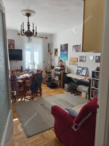 Eladó családi ház, Szegeden 69 M Ft, 3 szobás