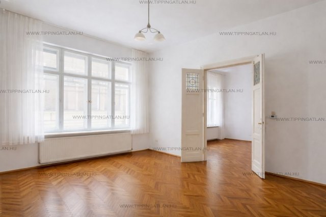 Eladó téglalakás, Budapesten, V. kerületben 169.9 M Ft, 3 szobás