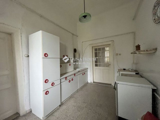 Eladó családi ház, Barcson 25 M Ft, 4 szobás