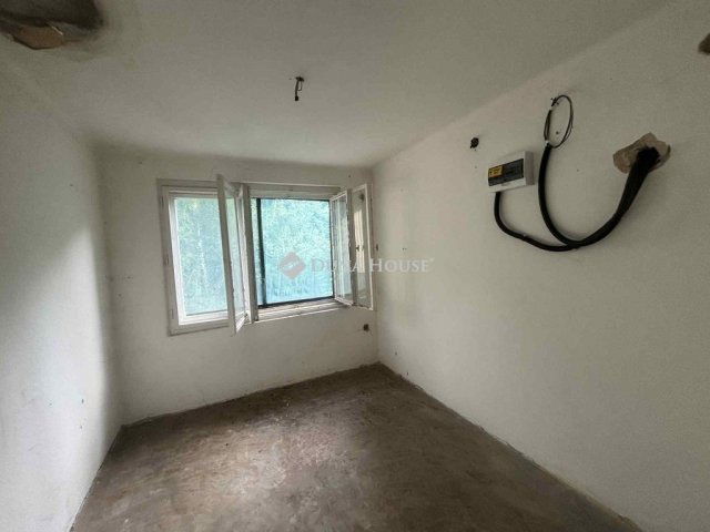 Eladó nyaraló, Abaligeten 24.9 M Ft, 3 szobás