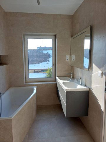 Eladó családi ház, Pilisvörösváron 249.9 M Ft, 5 szobás