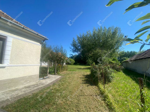Eladó családi ház, Darnózseliben 58 M Ft, 5 szobás