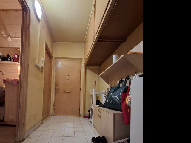 Eladó panellakás, Pécsett 40 M Ft, 2 szobás