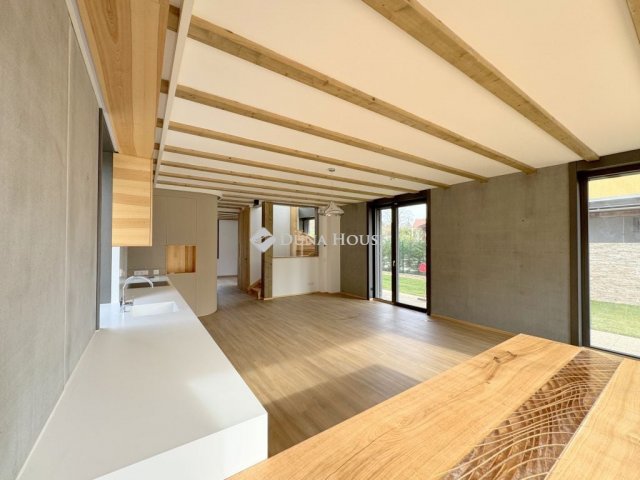 Kiadó családi ház, albérlet, Budapesten, II. kerületben