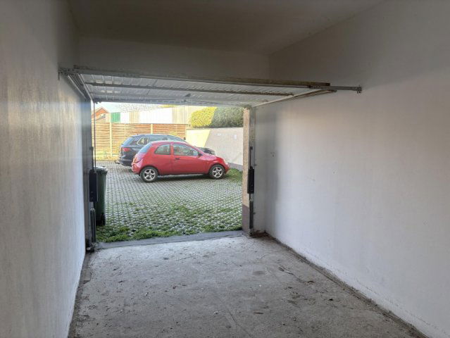 Eladó garázs, Hódmezővásárhelyen 8.5 M Ft