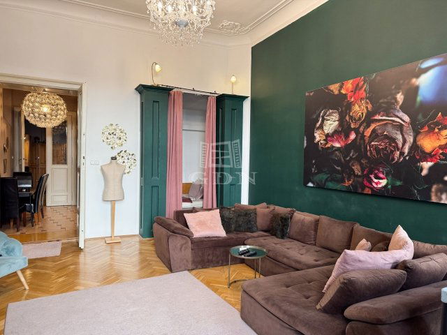 Eladó téglalakás, Budapesten, V. kerületben 98 M Ft, 1 szobás