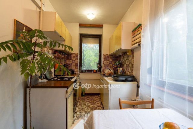 Eladó téglalakás, Budapesten, II. kerületben 99 M Ft, 2+1 szobás