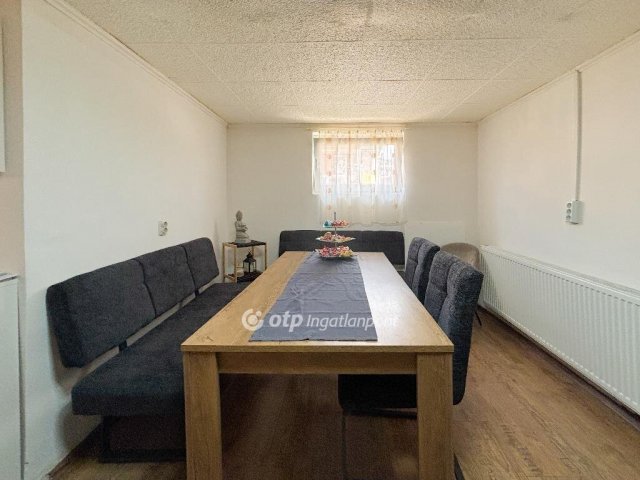 Eladó családi ház, Mezőszentgyörgyön 41.99 M Ft, 4 szobás
