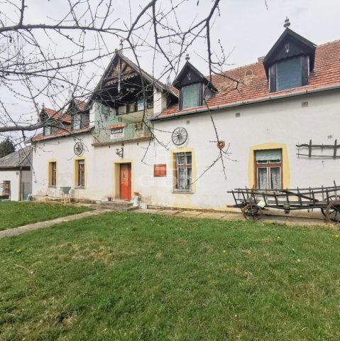 Eladó családi ház, Csonkahegyháton 26.9 M Ft, 6 szobás