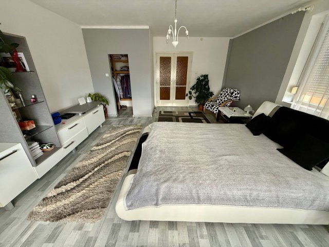 Eladó családi ház, Móron 46.5 M Ft, 4 szobás