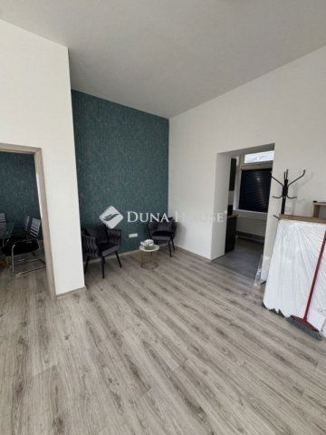 Eladó téglalakás, Budapesten, XV. kerületben 52 M Ft, 2 szobás