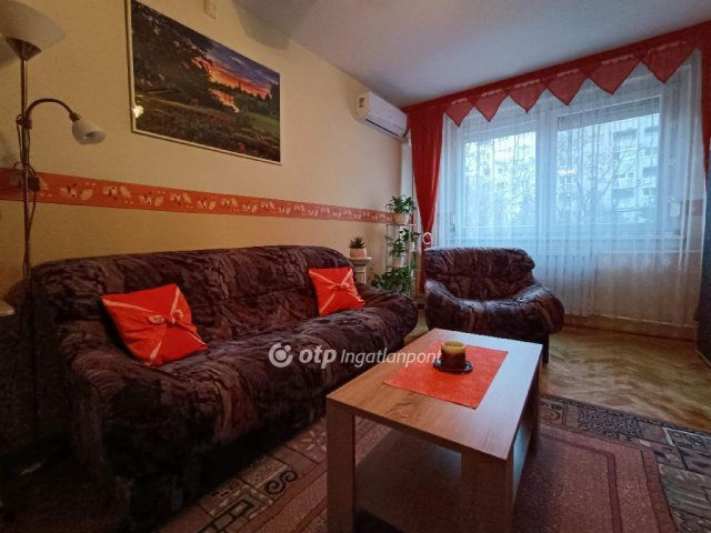 Eladó panellakás, Budapesten, XI. kerületben 72.9 M Ft, 2 szobás