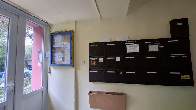 Eladó panellakás, Pécsett 41.8 M Ft, 2 szobás