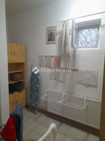 Eladó családi ház, Romándon 49.9 M Ft, 4 szobás