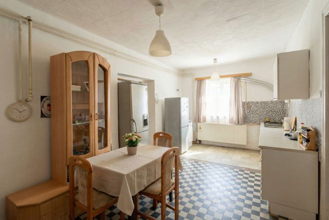 Eladó családi ház, Kerepesen 68.7 M Ft, 3 szobás