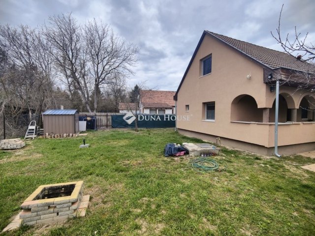 Eladó családi ház, Dömsödön 56.9 M Ft, 3 szobás