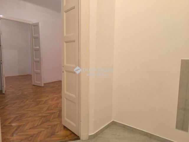 Eladó téglalakás, Budapesten, IX. kerületben 90 M Ft, 2 szobás