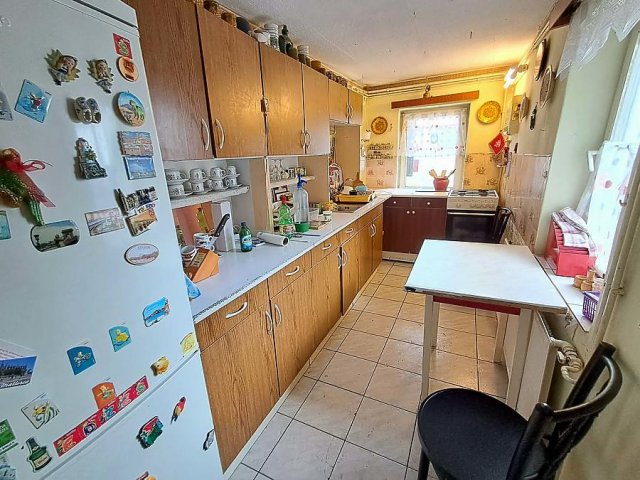 Eladó családi ház, Budapesten, XV. kerületben 59.9 M Ft