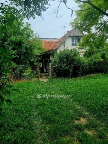 Eladó családi ház, Makádon 22.5 M Ft, 1 szobás