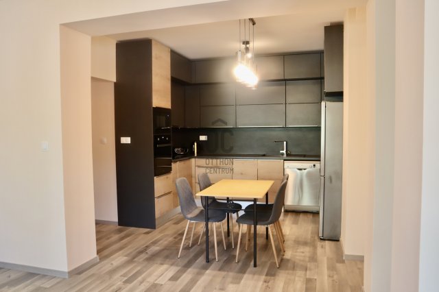 Eladó téglalakás, Kőszegen 64 M Ft, 3 szobás