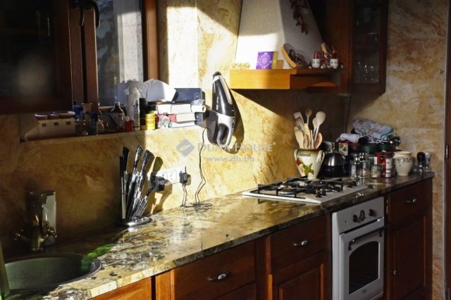 Eladó családi ház, Budajenőn 950 M Ft, 5 szobás
