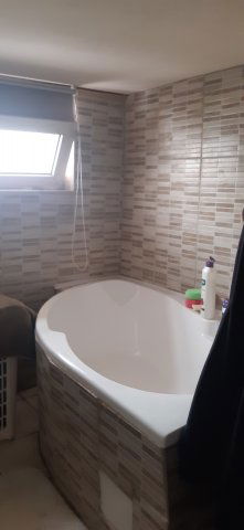 Eladó családi ház, Apcon 19 M Ft, 1+2 szobás