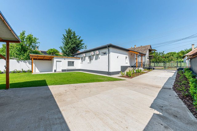 Eladó családi ház, Mogyoródon 127.99 M Ft, 4 szobás