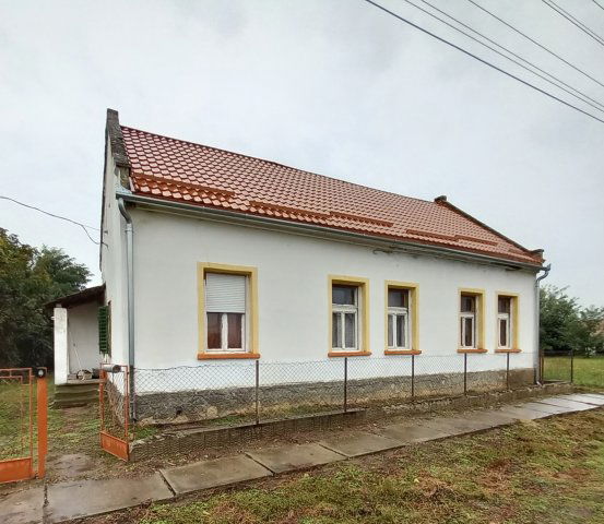Eladó családi ház, Vörsön 26 M Ft, 3 szobás