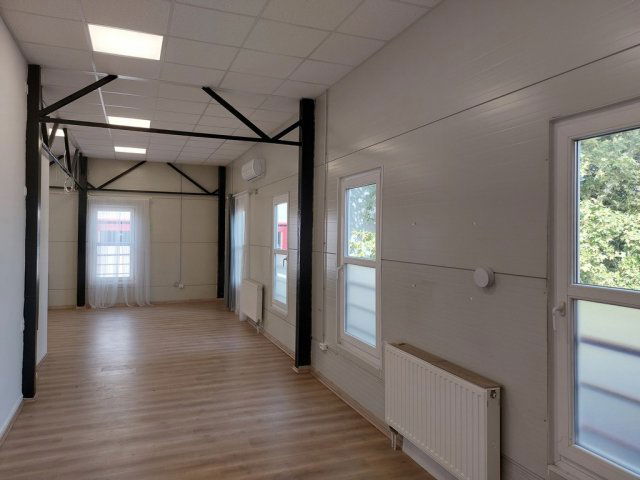 Kiadó ipari ingatlan, Pécsett, Siklósi úton 113 E Ft / hó