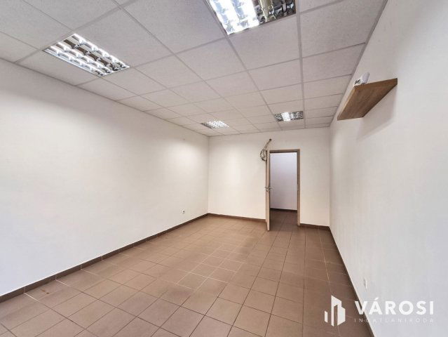 Eladó üzlethelyiség, Szeghalmon 15.5 M Ft / költözzbe.hu