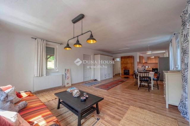 Eladó családi ház, Domonyban 117 M Ft, 4 szobás