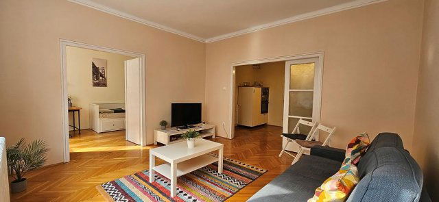 Kiadó téglalakás, albérlet, Budapesten, I. kerületben, 3 szobás