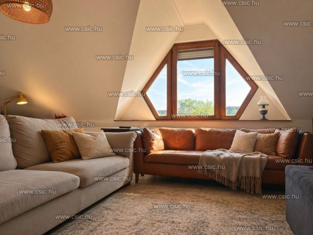 Eladó téglalakás, Szentendrén 140 M Ft, 4 szobás