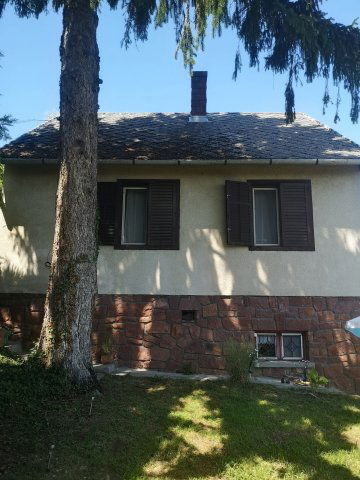 Eladó nyaraló, Ábrahámhegyen 185 M Ft, 3+2 szobás