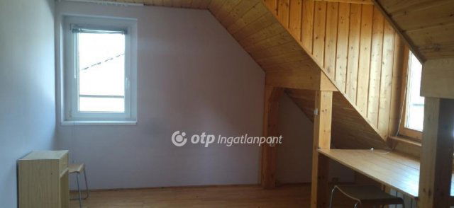 Eladó családi ház, Gödön 139 M Ft, 6 szobás