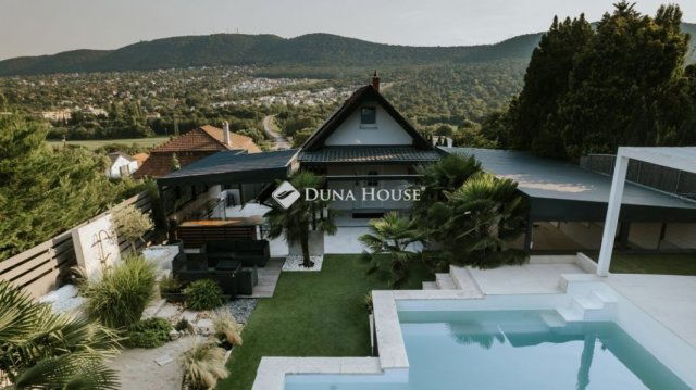 Eladó családi ház, Budapesten, III. kerületben 361.95 M Ft