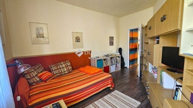 Eladó családi ház, Pomázon 98 M Ft, 4 szobás