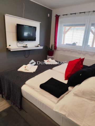 Eladó családi ház, Siófokon 178 M Ft, 4 szobás