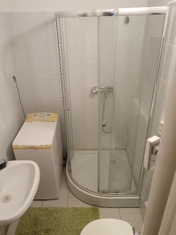 Kiadó panellakás, albérlet, Pécsett, Endre utcában, 2 szobás